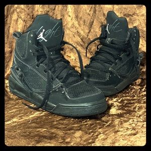 Great condition Jordans for size 6Y in boys